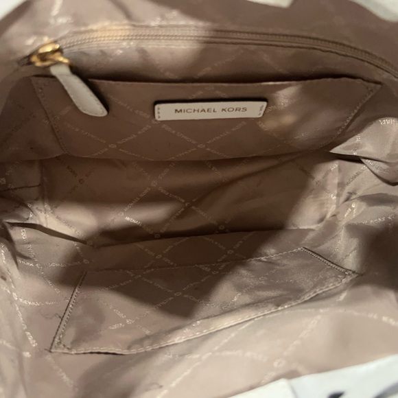 Trista Bucket Purse by Michael Kors - Picture 4 of 7